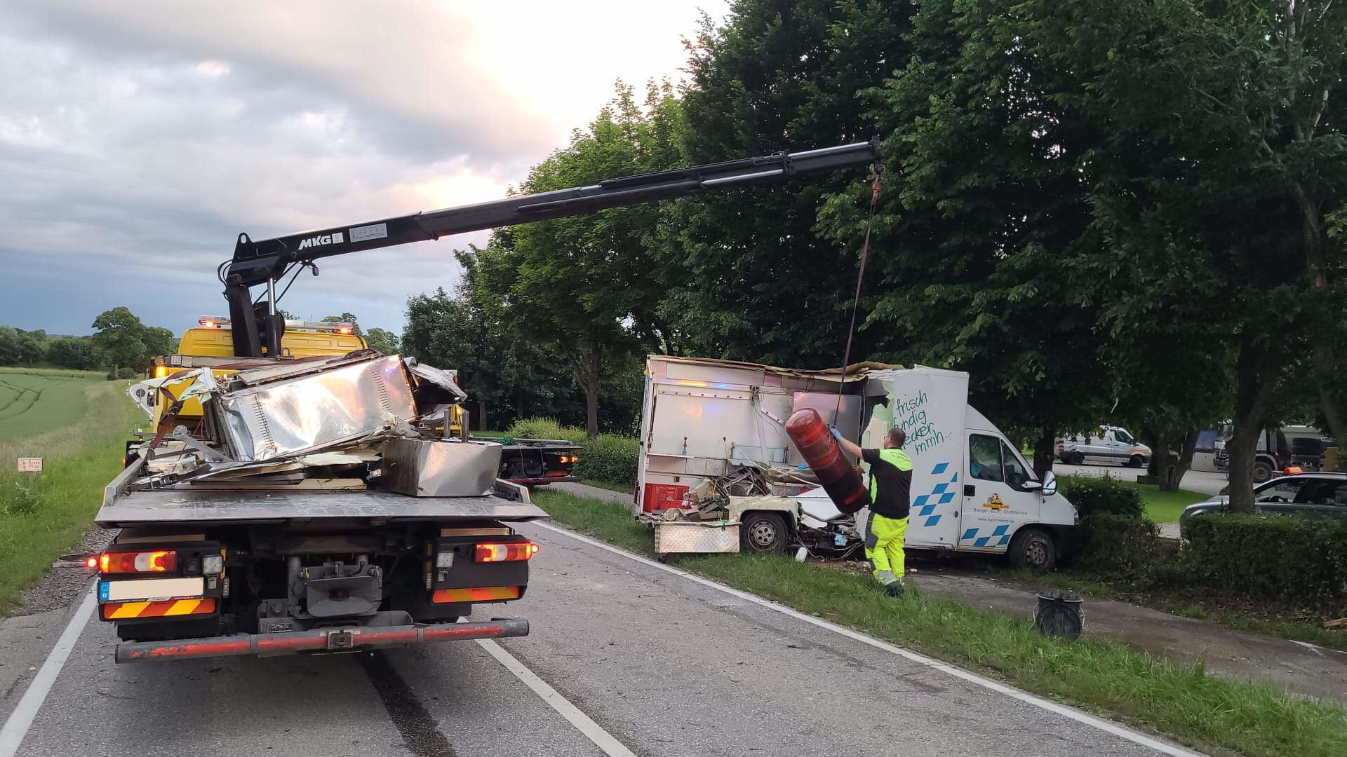 Unfall mit kleinem Transporter